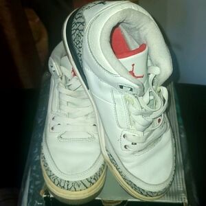 Sz.7 Jordan 3 Retro Cement